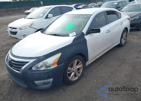 2013 Nissan Altima 2.5 Sv z USA, uszkodzony, nr VIN 1N4AL3AP8DN427952